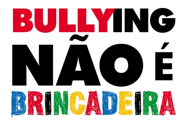 Fanfic / Fanfiction Bullying - Não é Brincadeira!
