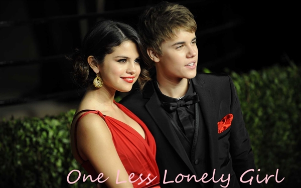 Fanfic / Fanfiction One Less Lonely Girl