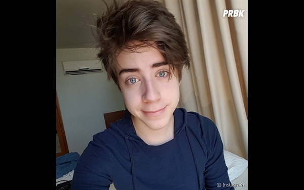 Fanfic / Fanfiction Meu chatinho (CELLBIT)