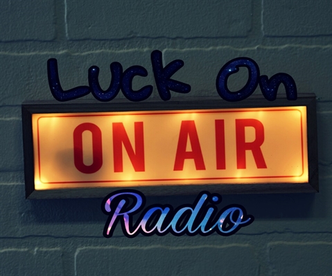 Fanfic / Fanfiction Luck On Radio