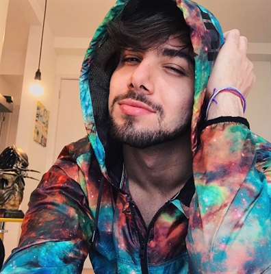 História My Angel  T3ddy - Lucas Olioti (1 temporada) - Por aí vem muita  notificação - História escrita por Andyyyy - Spirit Fanfics e Histórias