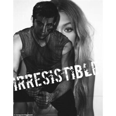 Fanfic / Fanfiction Irresistible