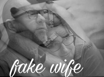 Fanfic / Fanfiction Fake Wife