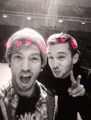 Fanfic / Fanfiction He's the tear in my heart; joshler