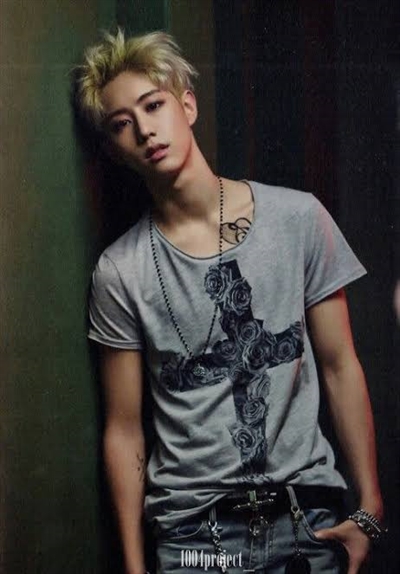 Fanfic / Fanfiction Minha primeira vez (imagine hot mark Tuan)