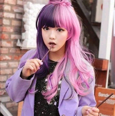 Fanfic / Fanfiction Imagine taehyung A menina do cabelo colorido