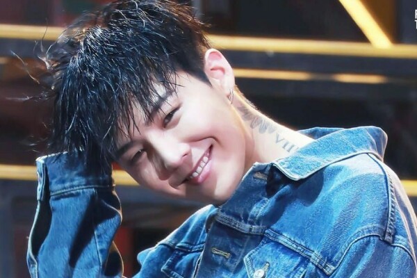Fanfic / Fanfiction As Sete Namoradas De Kwon Jiyong