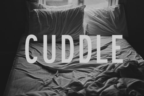 Fanfic / Fanfiction Cuddling time