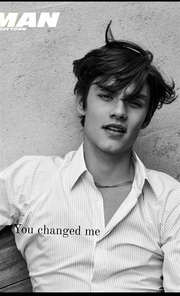 Fanfic / Fanfiction You changed me - Louis Partridge