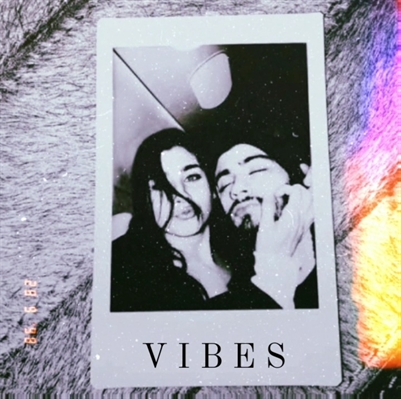 Fanfic / Fanfiction V i b e s - Zayn Malik