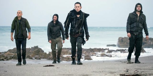 Fanfic / Fanfiction Drowning In Slow Motion