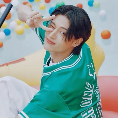 Fanfic / Fanfiction Fantasia de casal . jung wooyoung