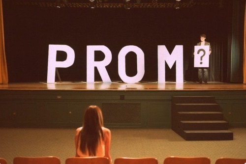 Fanfic / Fanfiction This is not a love story - Prom?