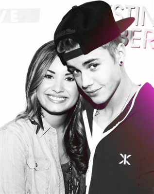Fanfic / Fanfiction Common Denominator - I think... I think love you.