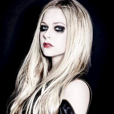 Fanfic / Fanfiction They dont know about us - Avril Lavigne