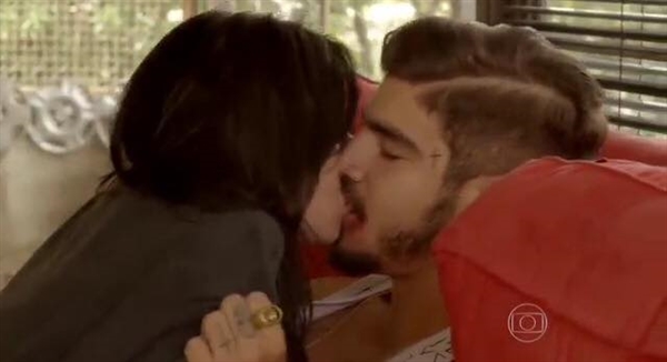 Fanfic / Fanfiction Aqueles Olhos.. - Dr