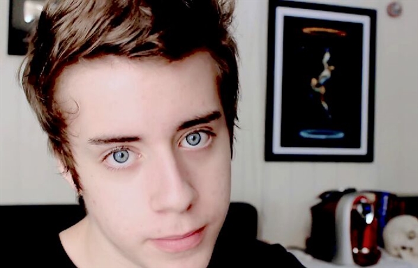 Fanfic / Fanfiction Minha Vida com Cellbits - Cellbit?