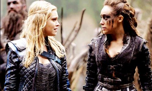 Fanfic / Fanfiction The 100 - Blood Must Have Blood (Clexa) - CAP XIII - Weakness