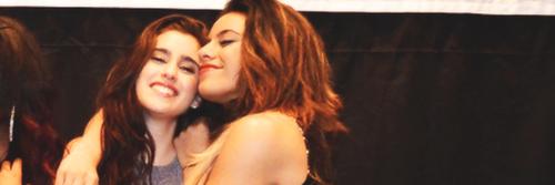 Fanfic / Fanfiction A new chance for love. - I'm in love with you, Jauregui.