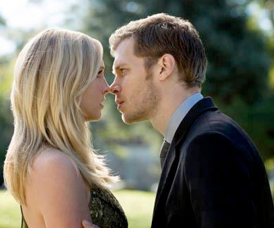 Fanfic / Fanfiction Quem é você,Klaus? - Klaroline - Pensamentos Complexos