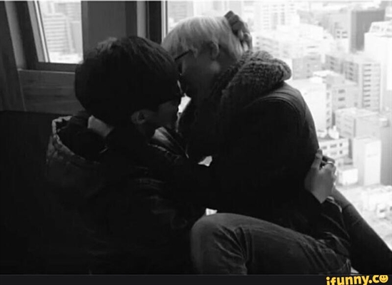 Fanfic / Fanfiction My little miracle Yoonseok - Chapter 3- Hot