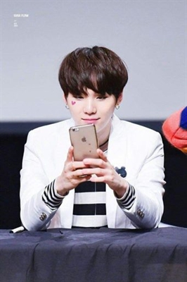 Fanfic / Fanfiction First Love (Min Yoongi, Suga, BTS) - V-v-você?