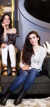Fanfic / Fanfiction Kill her for you (camren) - Give me your hand
