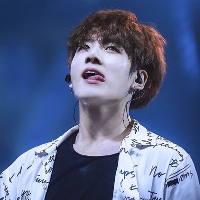 Fanfic / Fanfiction Imagine Jeon Jungkook - Promises Never End (HIATUS) - Finalmente o tenho.