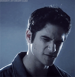 Fanfic / Fanfiction Troia - What's Wrong with Beacon Hills?