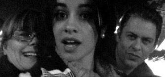 Fanfic / Fanfiction A Thousand Hands - Mr. and Mrs. Cabello