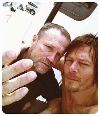 Fanfic / Fanfiction All that matters - A vida antes do Apocalipse - The Dixons