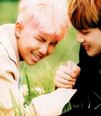 Fanfic / Fanfiction Amor entre as estrelas (Namjin) - Minha Primeira Vez