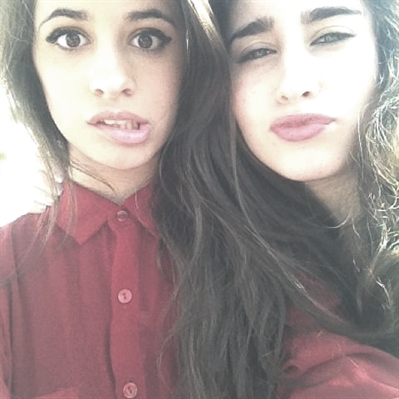 Fanfic / Fanfiction Camren is my life - Olhos verdes?!