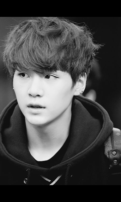 Fanfic / Fanfiction First Love (Min Yoongi, Suga, BTS) - Alerta de depressão profunda.