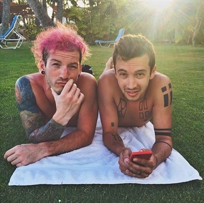 Fanfic / Fanfiction Maybe - Joshler - Stay