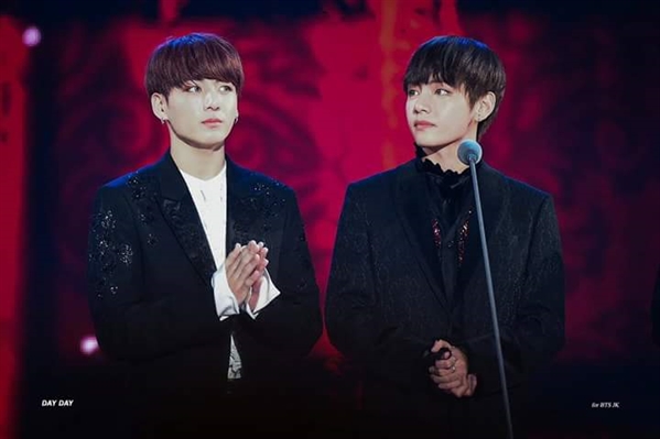 Fanfic / Fanfiction MY IDOL❣-(vkook) - We are Taekook pt¹-Capítulo 13