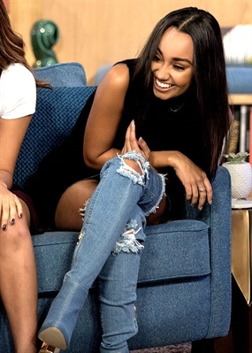 Fanfic / Fanfiction I Hate You, but I Think Love You - Capítulo 08: Leigh-Anne