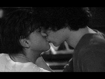 Fanfic / Fanfiction One way or another (larry Stylinson) - First kiss