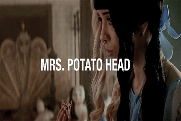 Fanfic / Fanfiction Cry Baby - Mrs. Potato Head