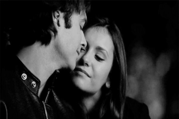 Fanfic / Fanfiction Delena - Holding On And Lettin Go - Do You See A Future With Me?