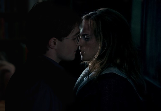 Fanfic / Fanfiction Harry e Hermione - Depois do Fim - A Busca -