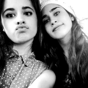 Fanfic / Fanfiction I Found A Girl ( Camren Fanfic) - Impossible