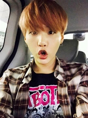 Fanfic / Fanfiction ELE ME AMA? imagine Suga - BTS - Falar o que?