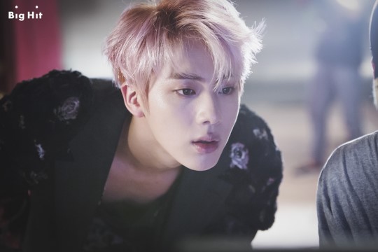 Fanfic / Fanfiction Nothing Is Impossible (Imagine Jin - BTS) - Smart child! - Bônus