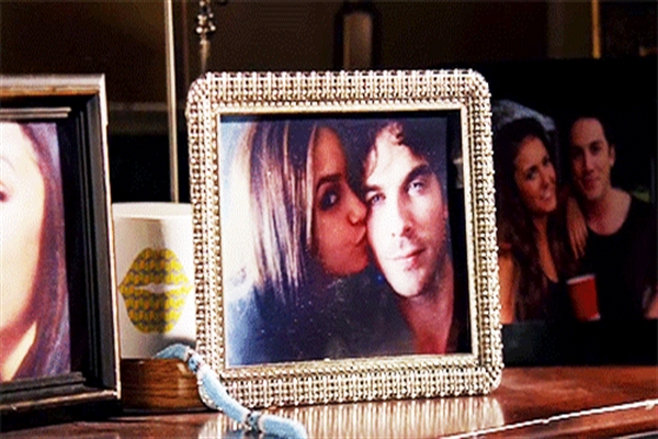 Fanfic / Fanfiction Always and forever - Delena. - Losing your memory