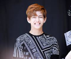 Fanfic / Fanfiction My First Time - Imagine Kim Taehyung - I Think I'm Falling In Love With Her