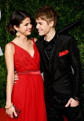 Fanfic / Fanfiction For You - Jelena - 0.7: One Less Lonely Girl