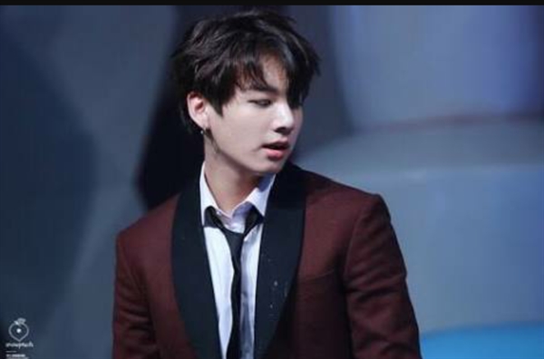 Fanfic / Fanfiction Casamento forçado (imagine jungkook) - Vestido!? Part 2