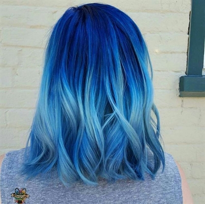 Fanfic / Fanfiction Life Of Fame - Blue hair
