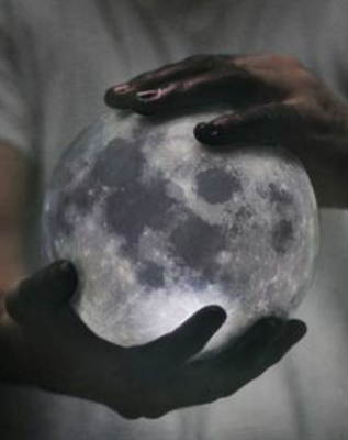 Fanfic / Fanfiction A Lua Misteriosa - Apresentação